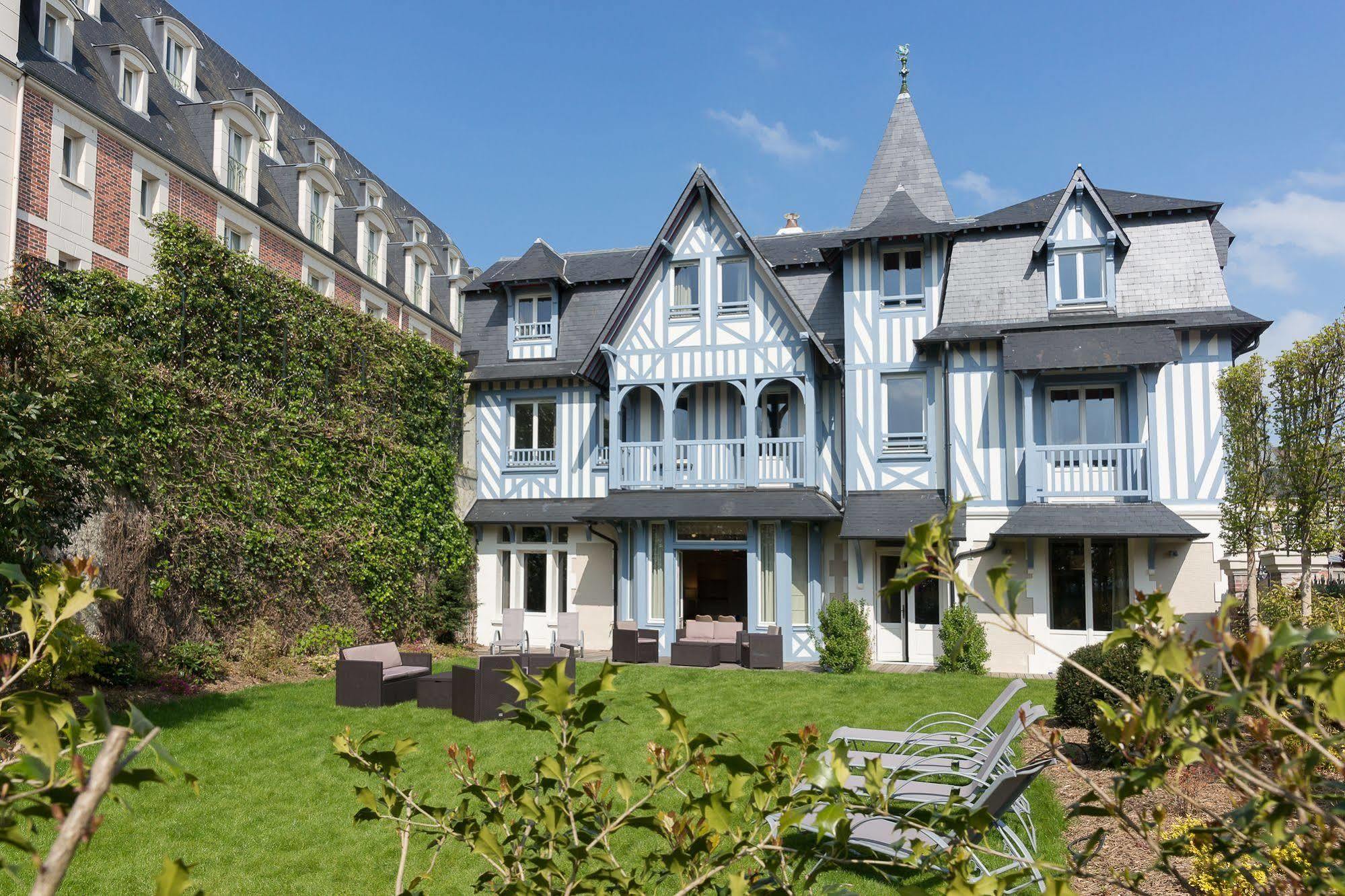 Villa Odette Deauville Bagian luar foto