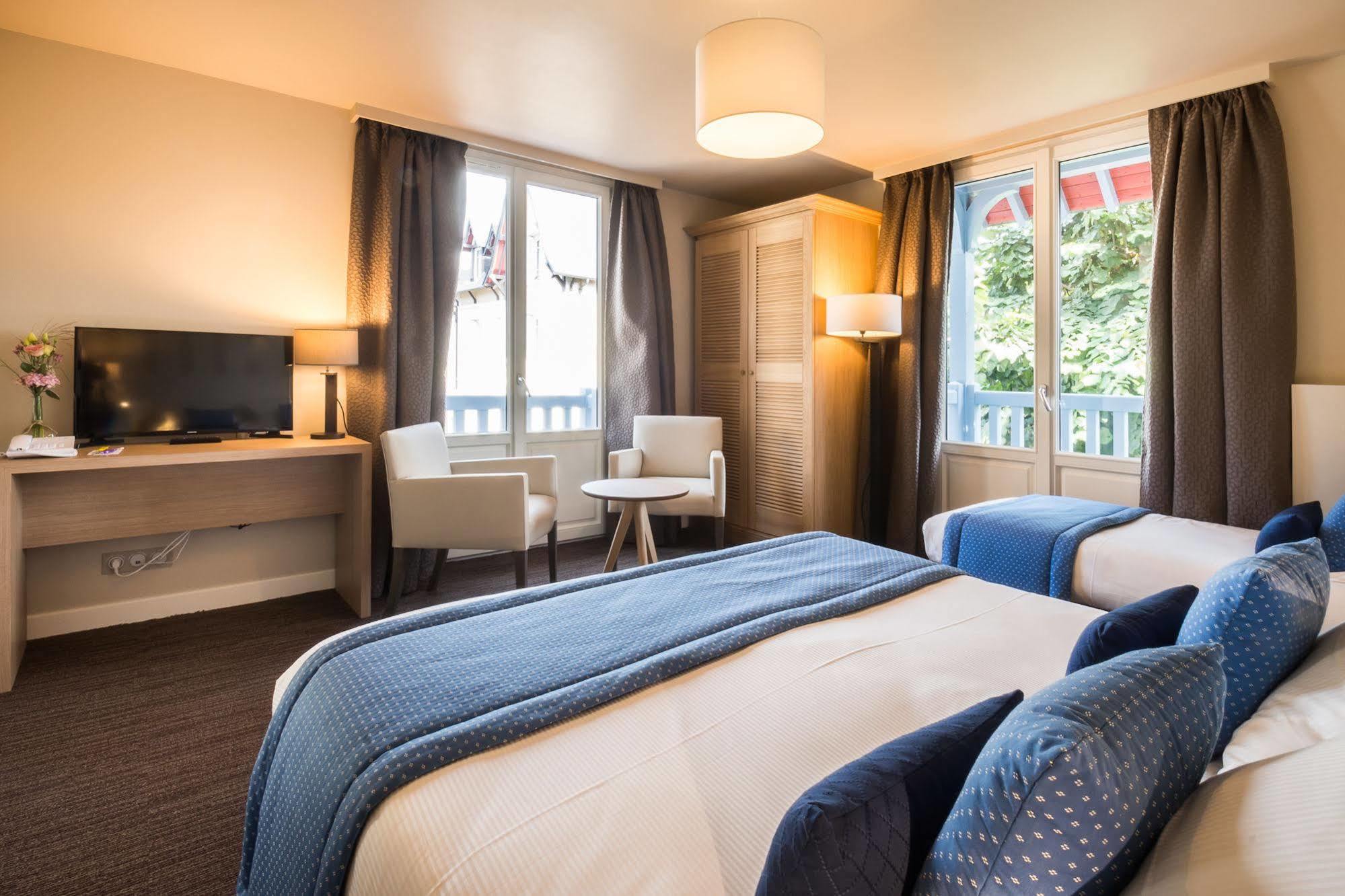 Villa Odette Deauville Bagian luar foto